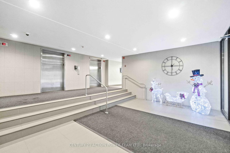 807 - 665 Bathgate Dr, Ottawa, K1K 3Y4 | Image 2