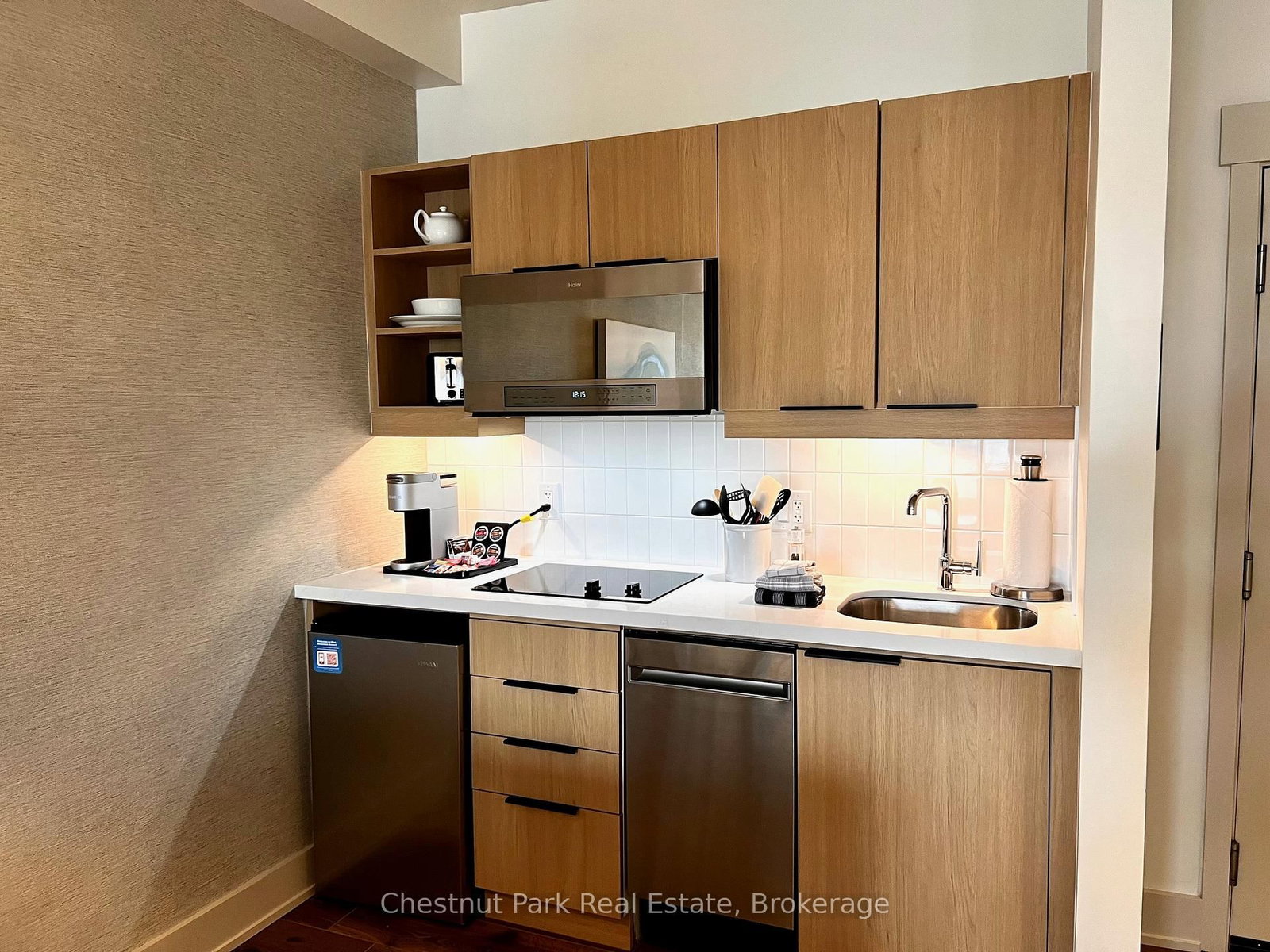 190 Jozo Weider Boulevard • #412 • Blue Mountains, ON photo 18
