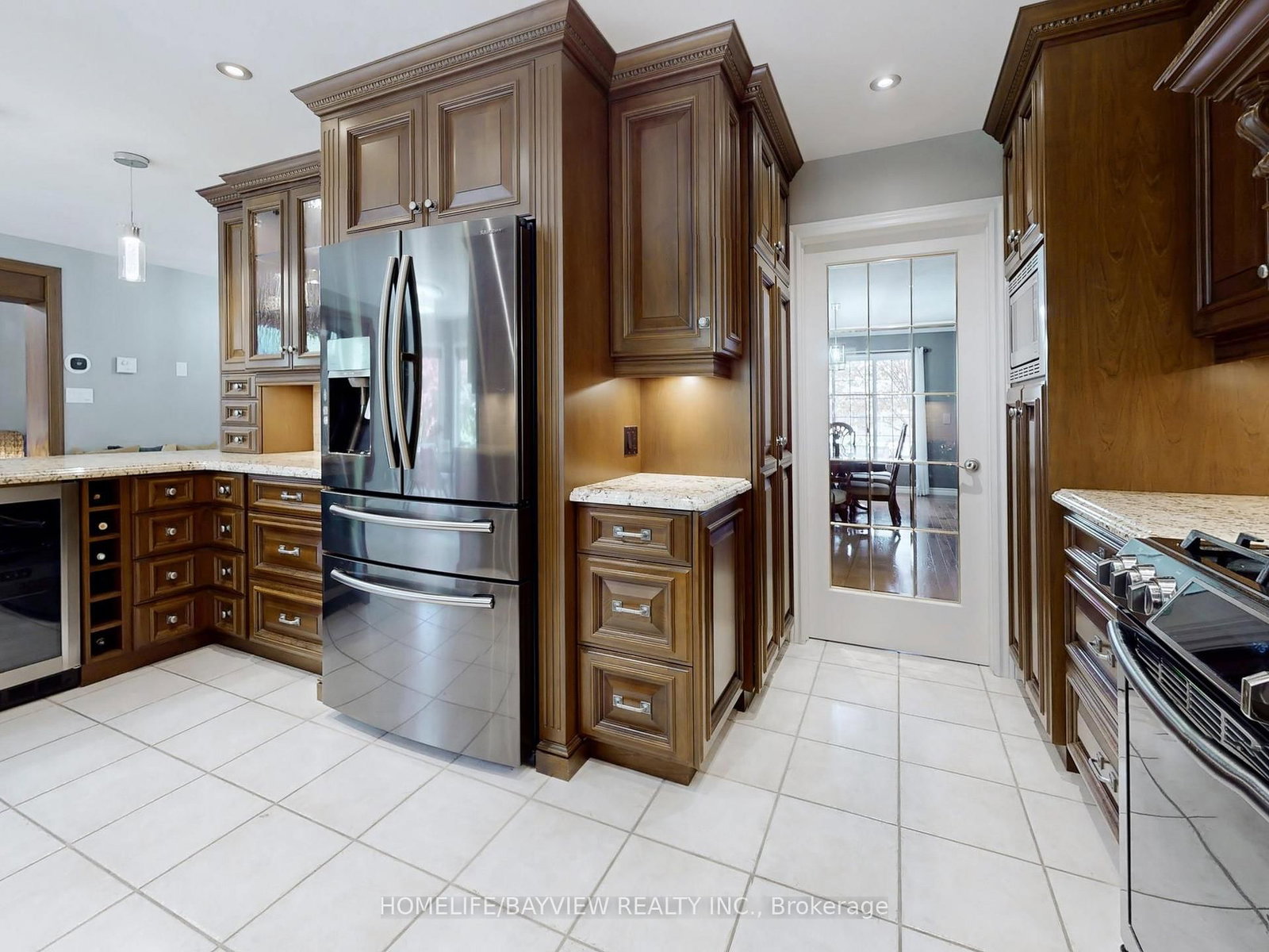 574 Sandbanks Crescent - Photo 13