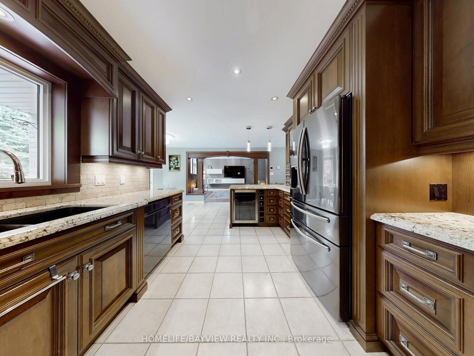 574 Sandbanks Crescent - Photo 14