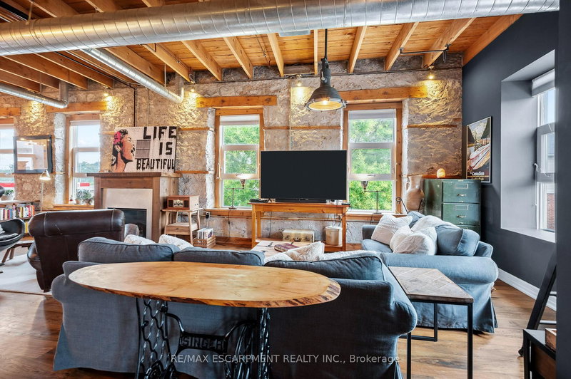 201 - 25 Concession St, Cambridge, N1R 2G6 | Image 2