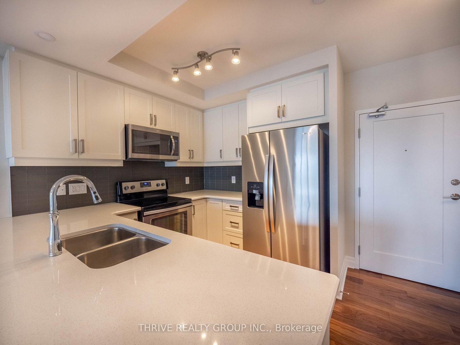 505 Talbot Street, Unit 1705 - Photo 8