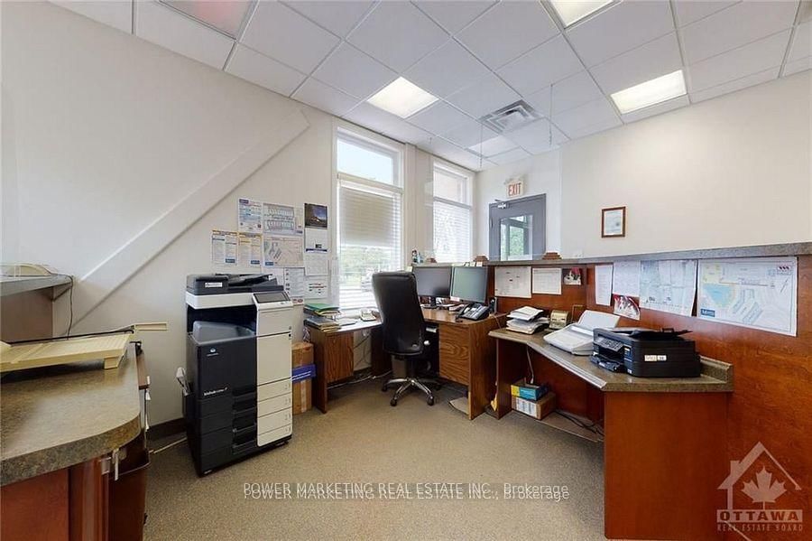 500 Lacolle Way, Unit 300 - Photo 4