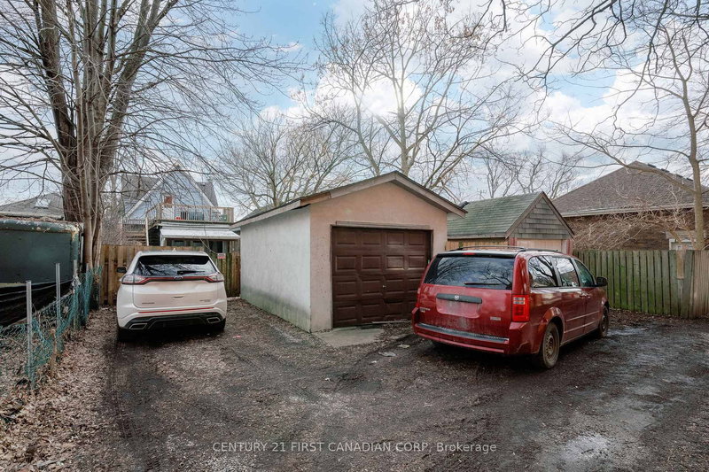 41 High St, London South, N6C 4J7 | Image 3