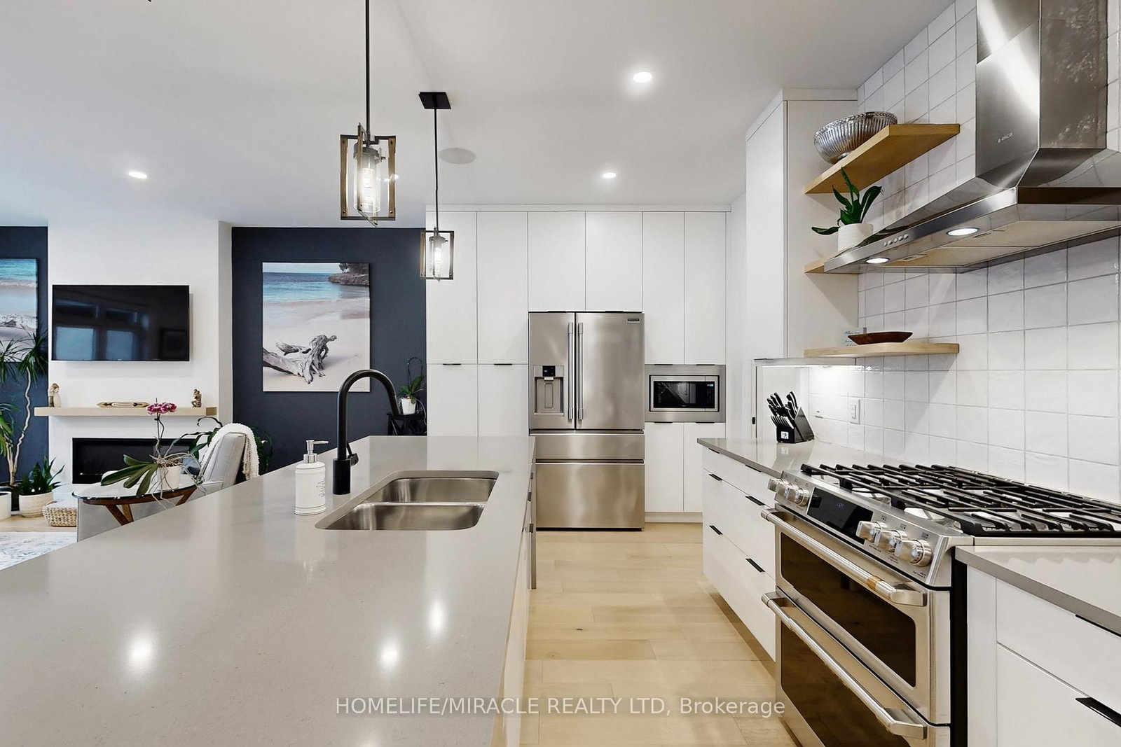 9150 Willoughby Drive, Unit 24 - Photo 14