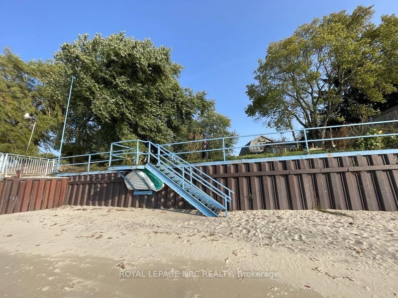 2594 Lakeshore Rd, Haldimand, N1A 2W8 | Image 3