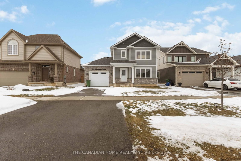 home for lease on 114 Renaissance Drive