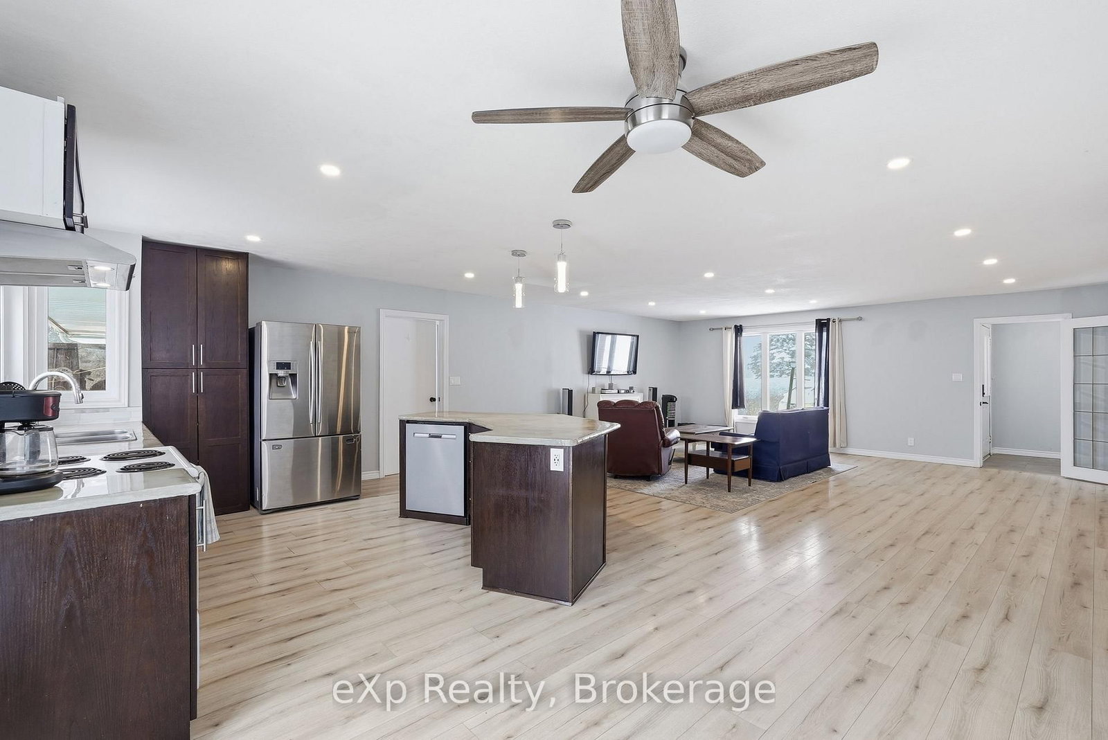 60 Main Street E • Mapleton, ON photo 13