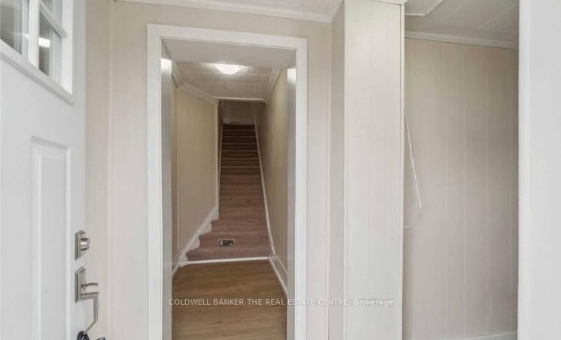 UPPER - 77 Mohawk St, Brantford, N3S 2W6 | Image 2