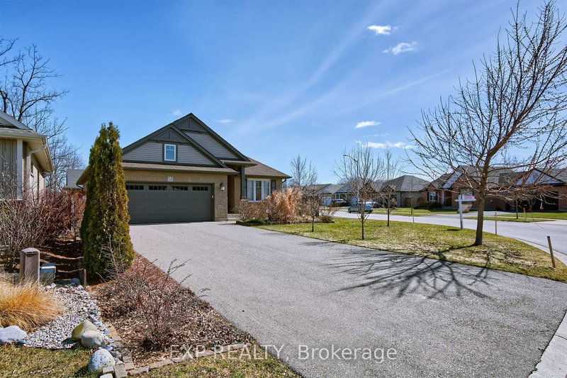 190 Emery St. St, Central Elgin, N5L 0A6 | Image 2