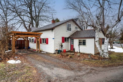 15 Sturtivans Lane • Front of Leeds & Seeleys Bay, ON photo 6