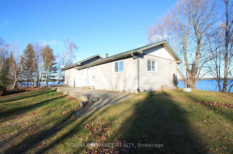 home for sale on 323D GRAHAMVALE Road