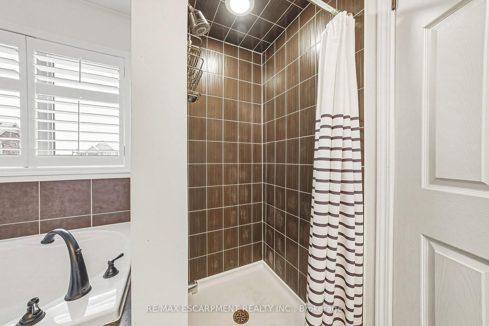 Detached House for sale at 108 CLEGHORN Drive, Hamilton, Ontario, L0R 1C0 - Binbrook - MLS: X12888148