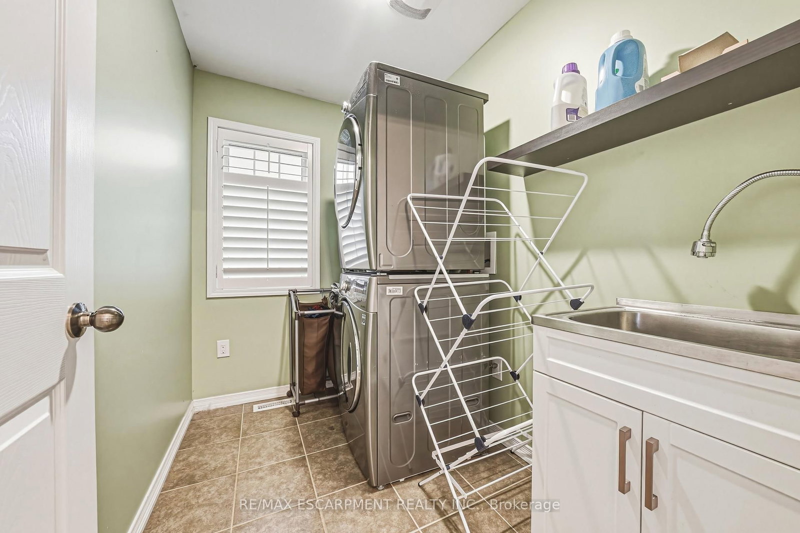 Detached House for sale at 108 CLEGHORN Drive, Hamilton, Ontario, L0R 1C0 - Binbrook - MLS: X12888148