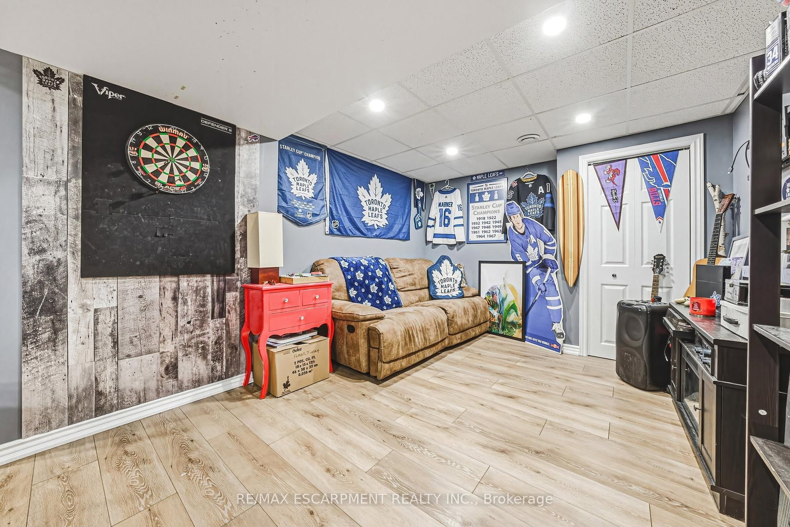 Detached House for sale at 108 CLEGHORN Drive, Hamilton, Ontario, L0R 1C0 - Binbrook - MLS: X12888148