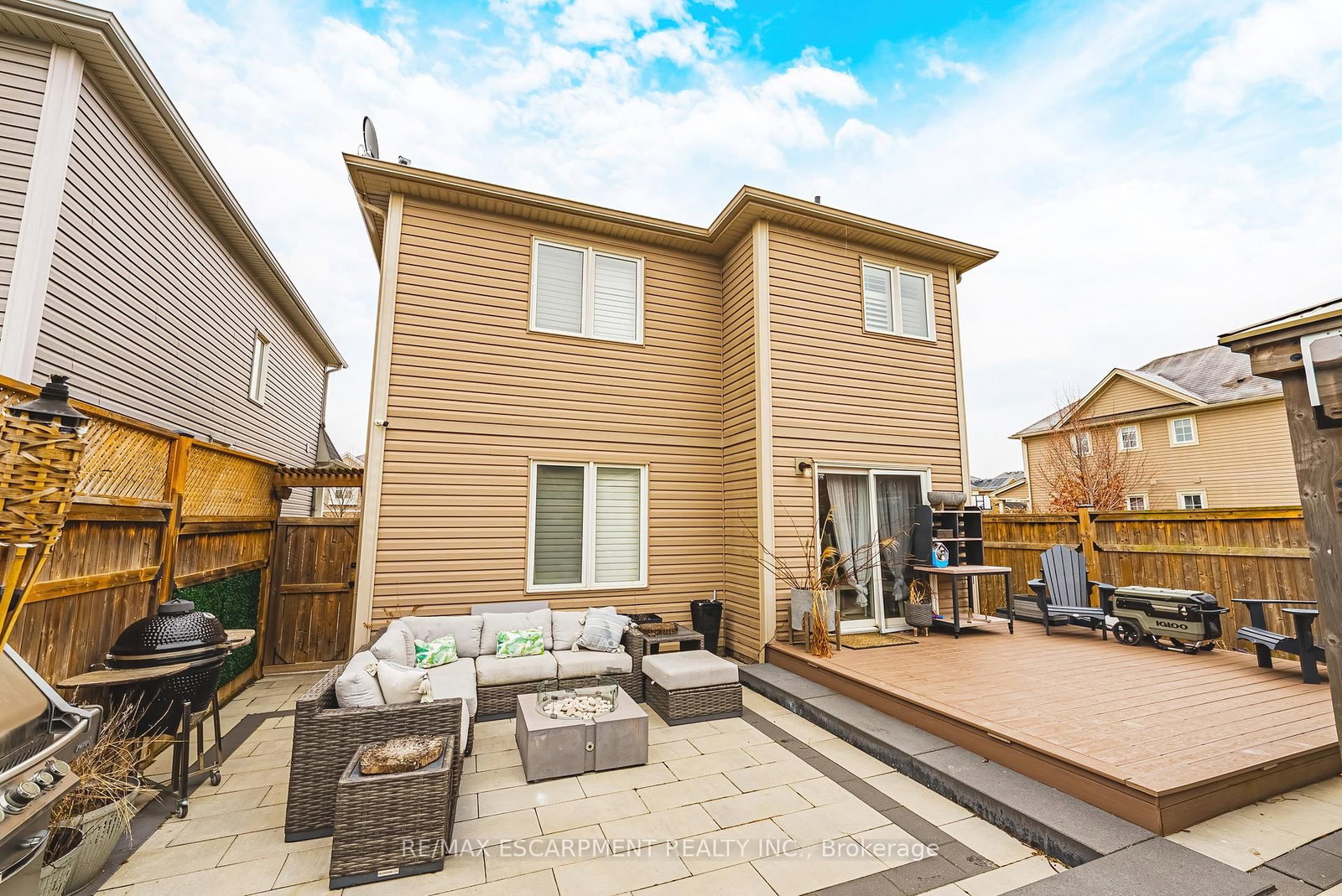 Detached House for sale at 108 CLEGHORN Drive, Hamilton, Ontario, L0R 1C0 - Binbrook - MLS: X12888148