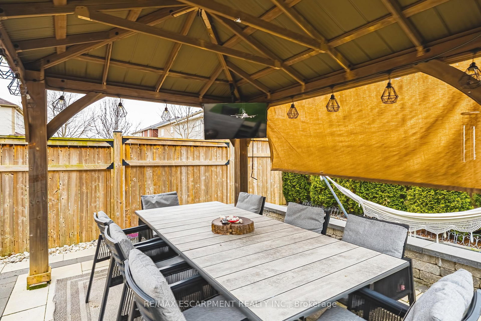 Detached House for sale at 108 CLEGHORN Drive, Hamilton, Ontario, L0R 1C0 - Binbrook - MLS: X12888148