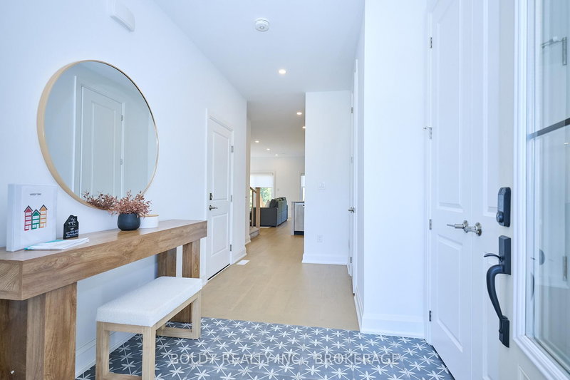 552 Mississauga Ave, Fort Erie, L2A 0G8 | Image 3