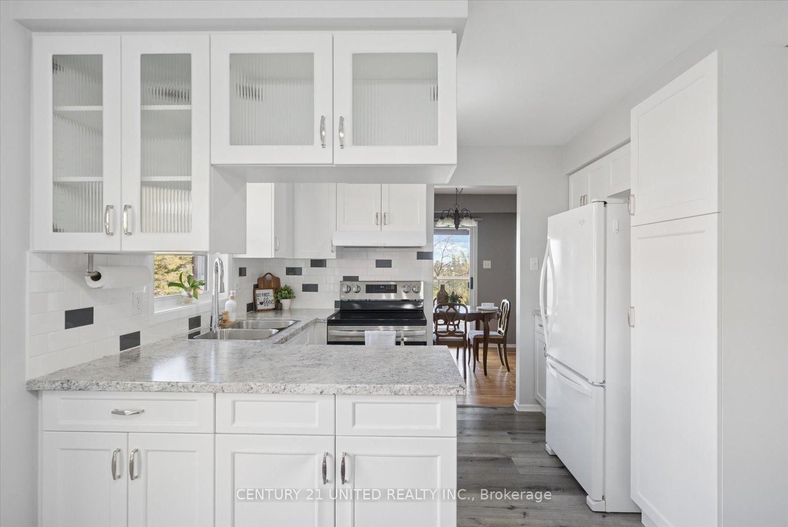 Detached House for sale at 1551 Cherryhill Road, Peterborough, Ontario, K9K 1A7 - Monaghan Ward 2 - MLS: X12888396