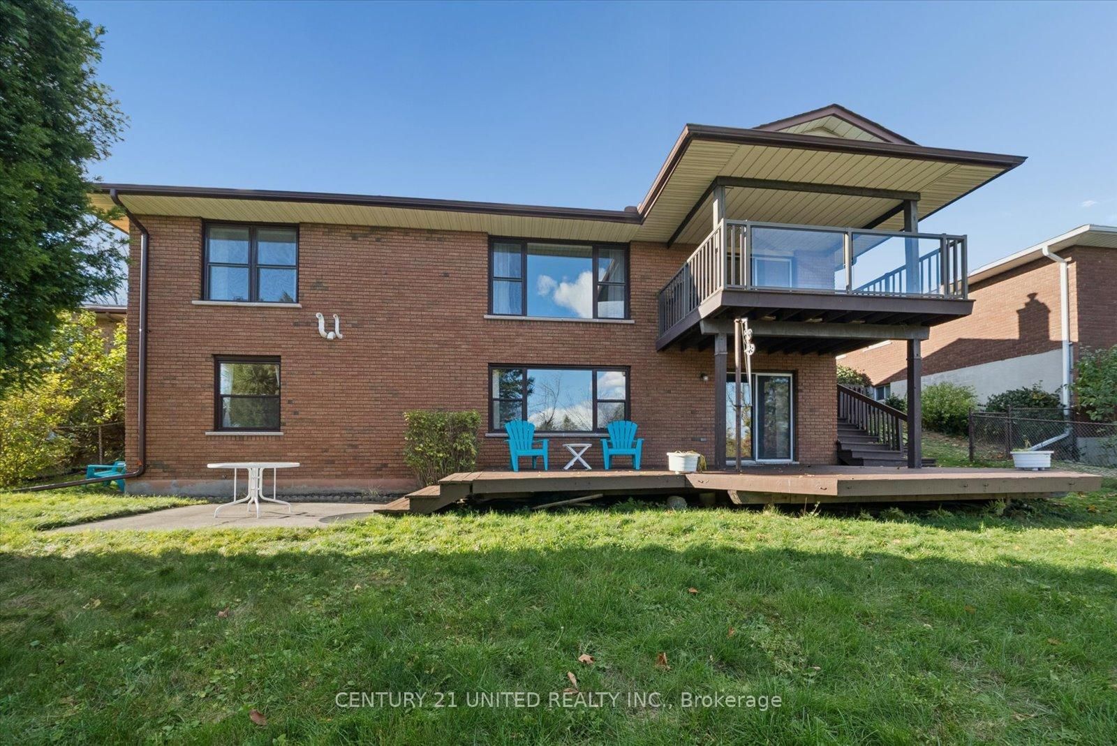 Detached House for sale at 1551 Cherryhill Road, Peterborough, Ontario, K9K 1A7 - Monaghan Ward 2 - MLS: X12888396