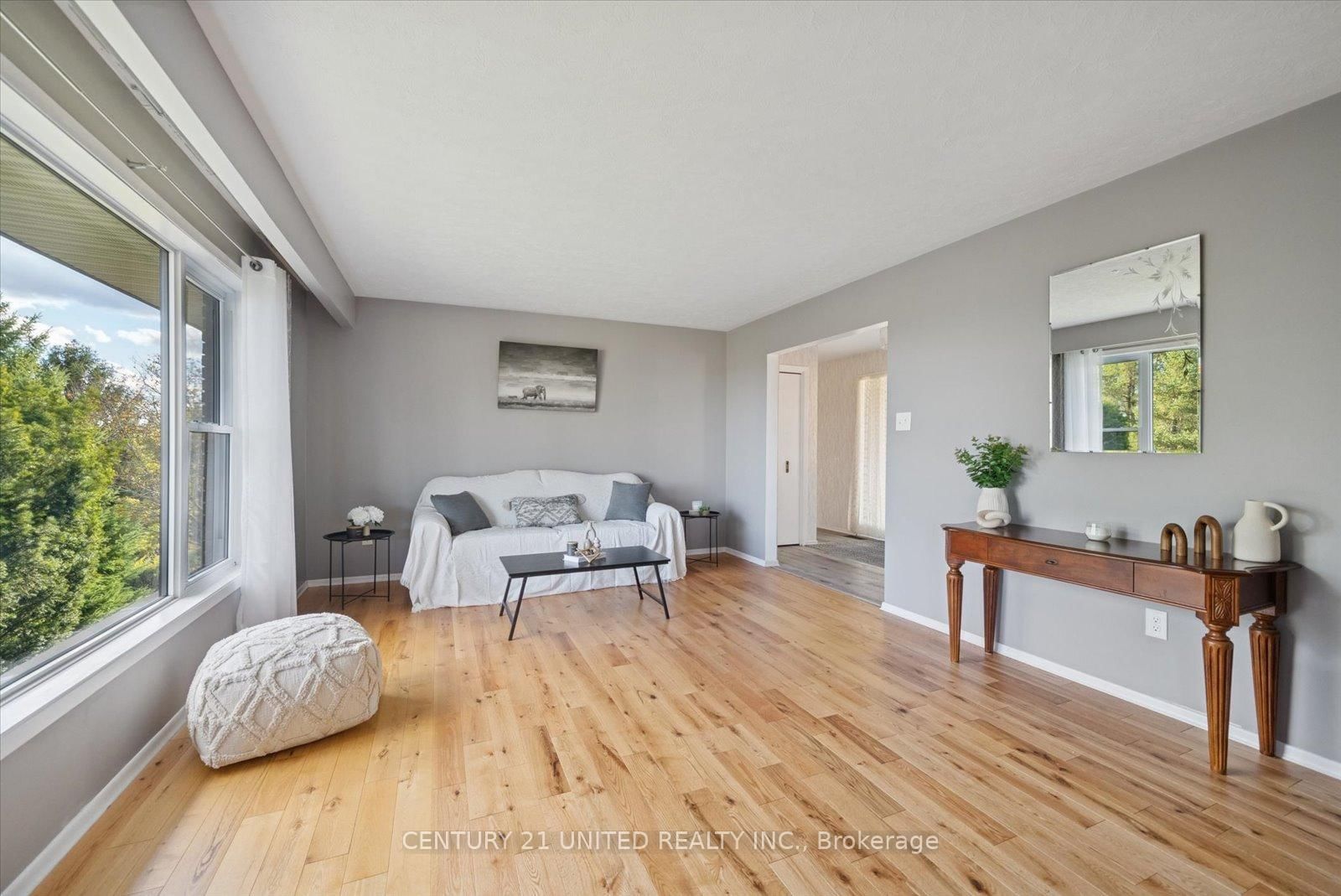 Detached House for sale at 1551 Cherryhill Road, Peterborough, Ontario, K9K 1A7 - Monaghan Ward 2 - MLS: X12888396