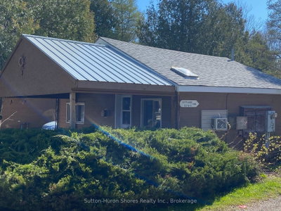 95 Mcvicar Street • Saugeen Shores, ON photo 5