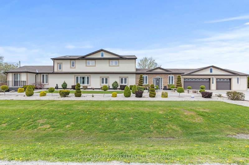 724 Line 3 Rd S, Niagara-on-the-Lake, L0S 1J0 | Image 2