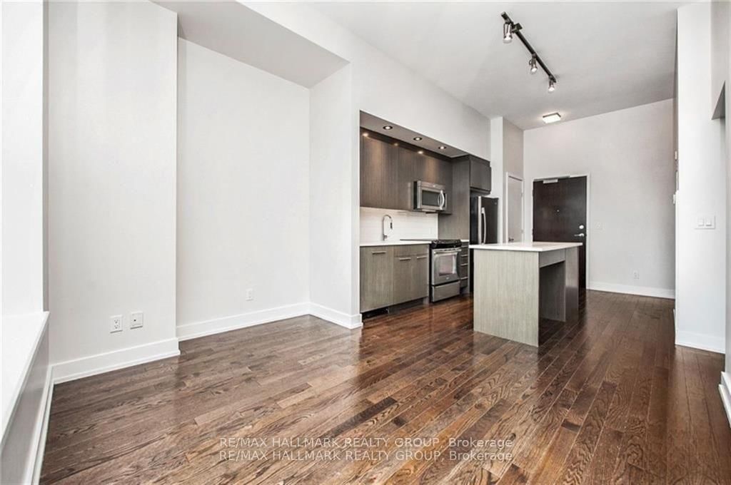 360 Patricia Avenue, Unit 103 - Photo 10