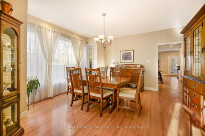 1337 Cuthbertson Avenue — more photos