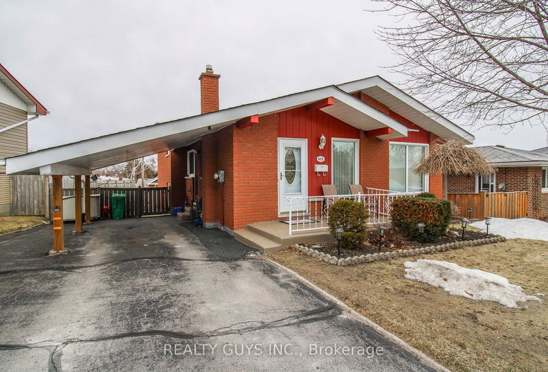 home for sale on 615 Saugeen Crescent