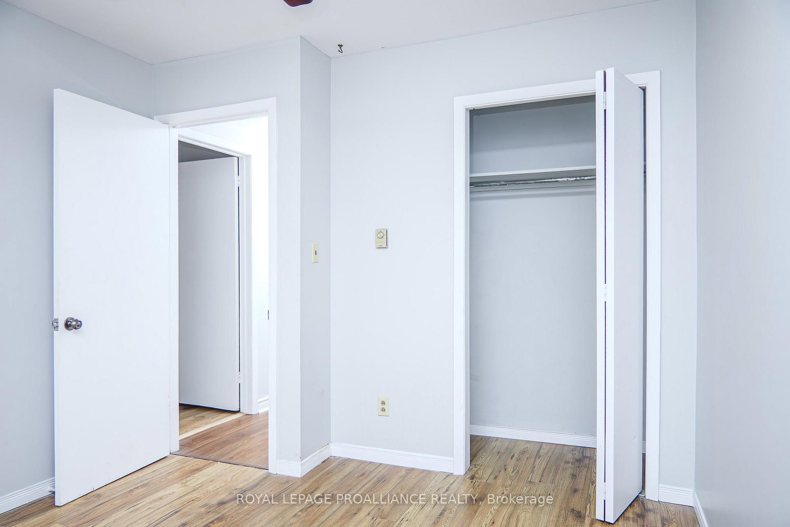 22 Pitt Street, Unit 19 - Photo 24