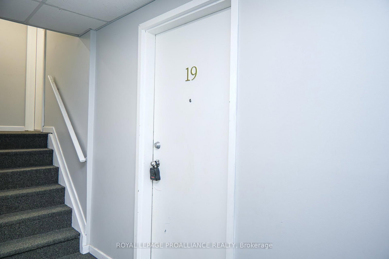 22 Pitt Street, Unit 19 - Photo 8
