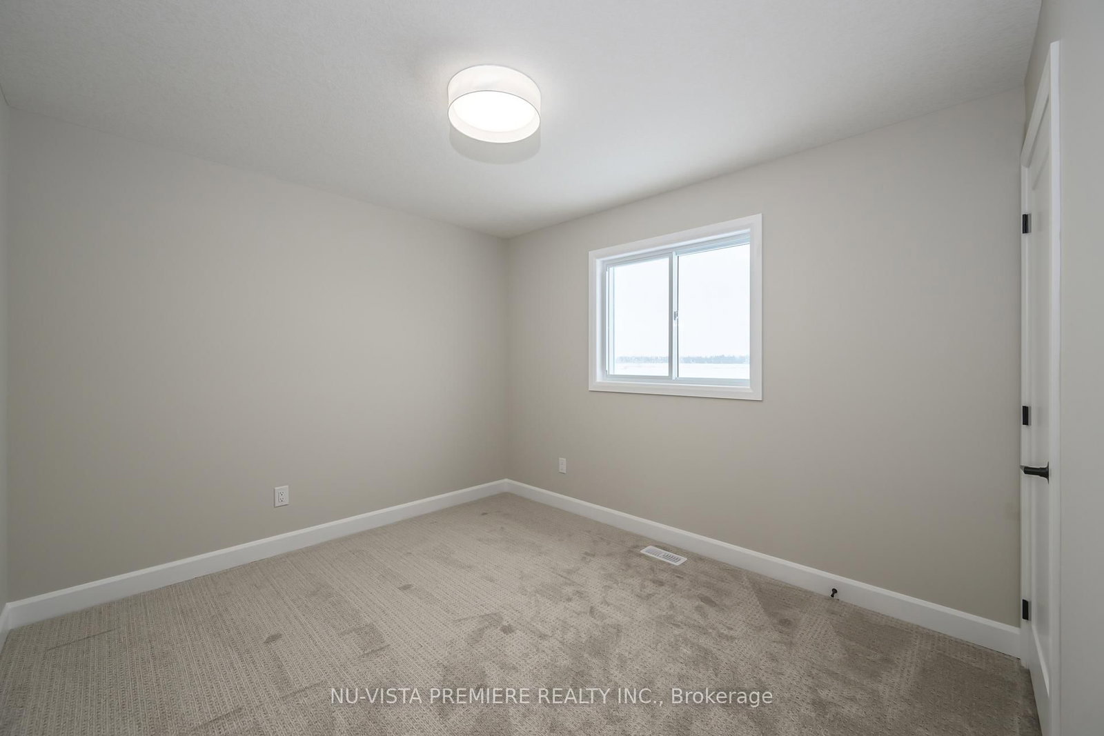 Detached House for sale at 162 Watts Drive, Lucan Biddulph, Ontario, N0M 2J0 - Lucan - MLS: X12888832