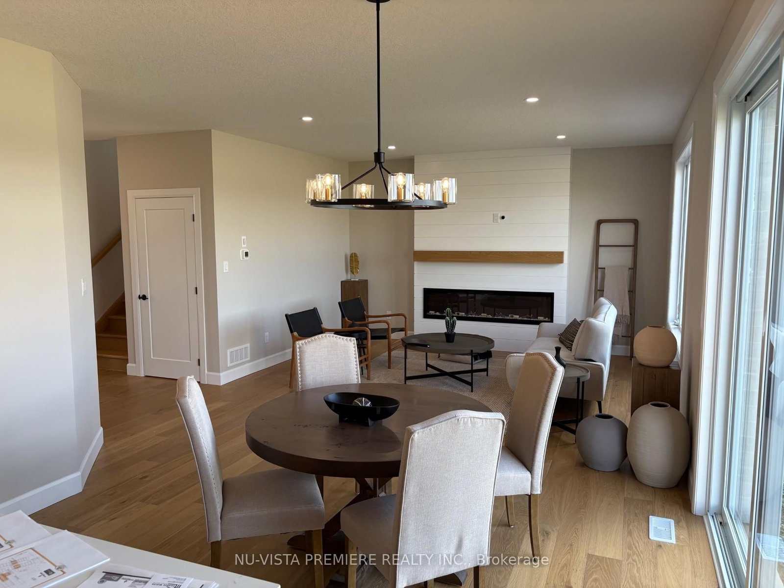 Detached House for sale at 162 Watts Drive, Lucan Biddulph, Ontario, N0M 2J0 - Lucan - MLS: X12888832