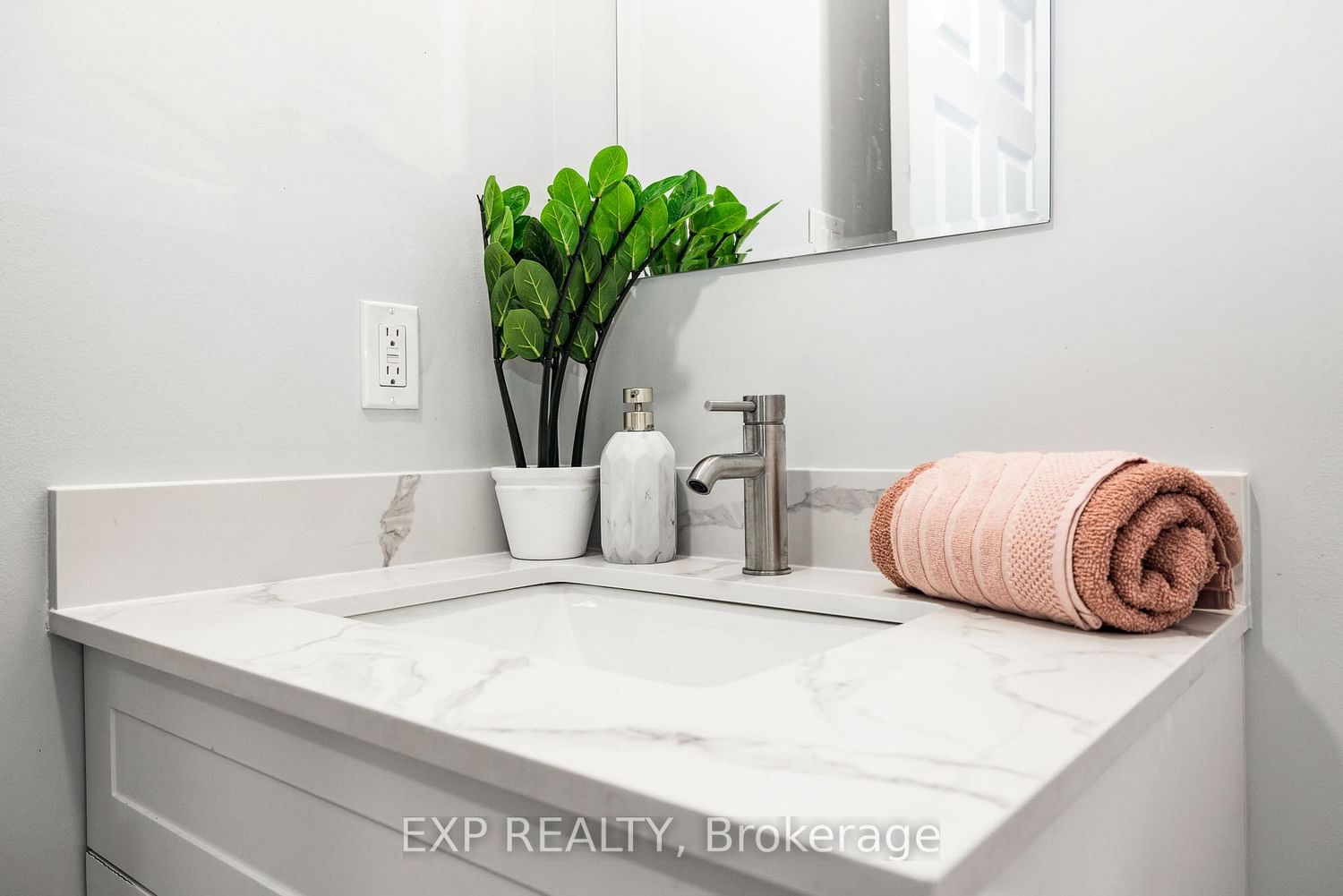 345 Centrum Boulevard, Unit 110 - Photo 16