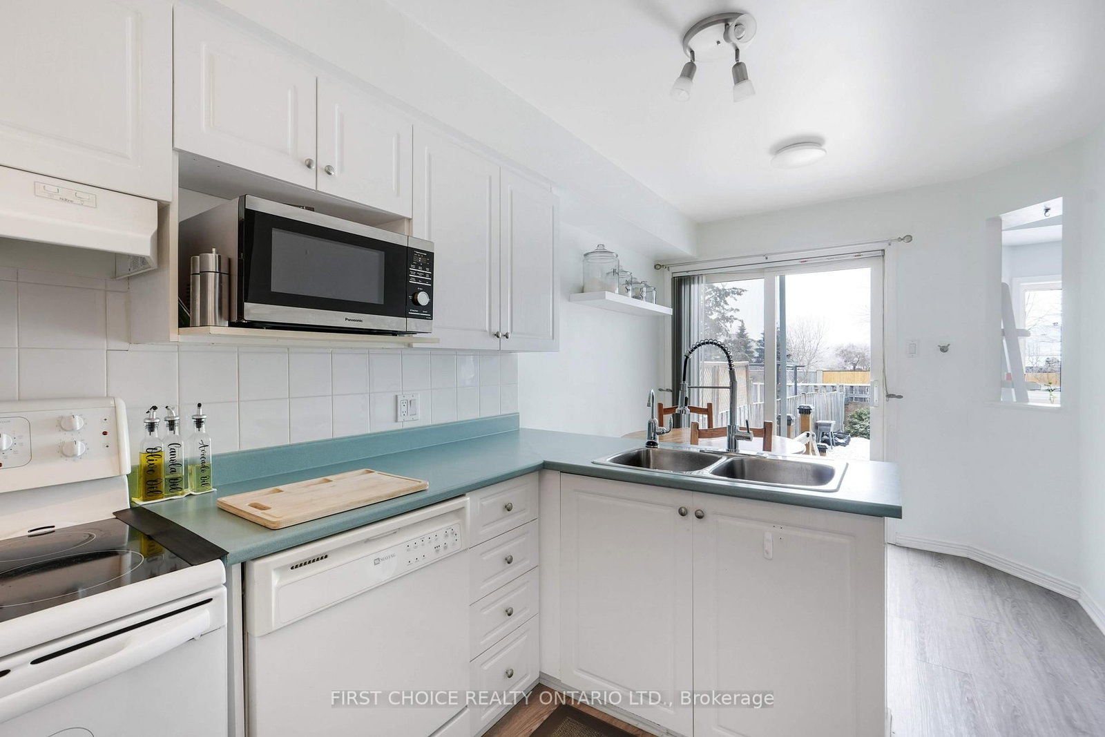 Townhouse for sale at 1189 Lichen Avenue, Ottawa, Ontario, K4A 4A6 - Avalon East - MLS: X12889134