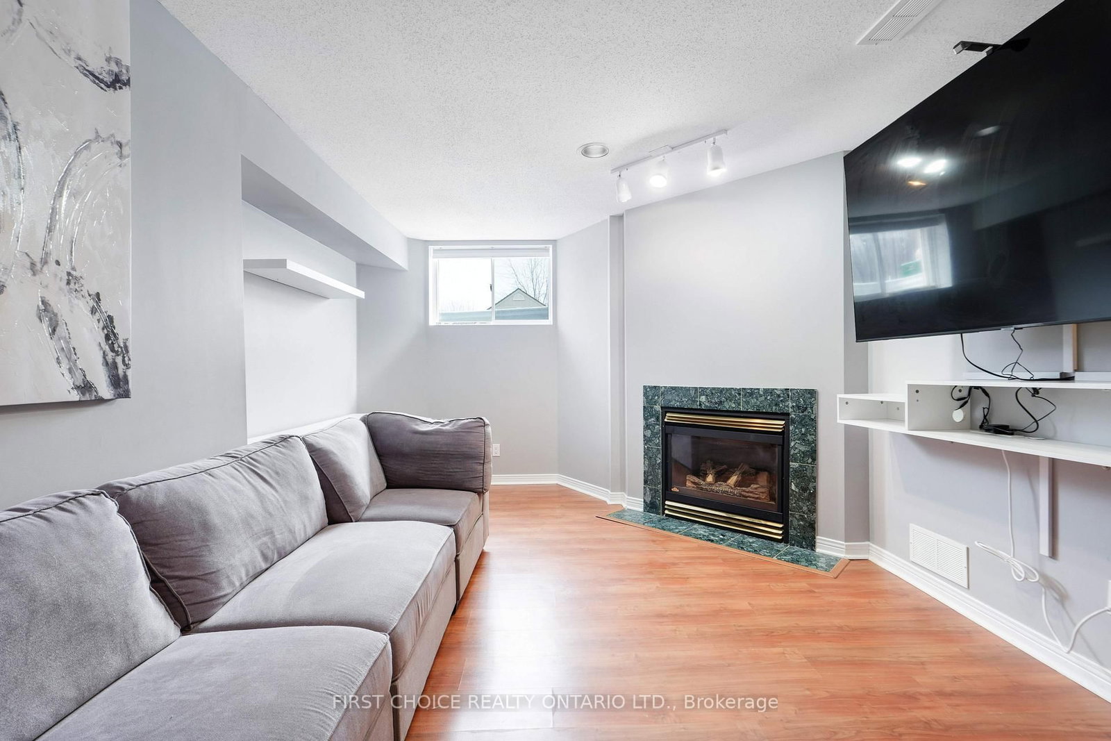 Townhouse for sale at 1189 Lichen Avenue, Ottawa, Ontario, K4A 4A6 - Avalon East - MLS: X12889134