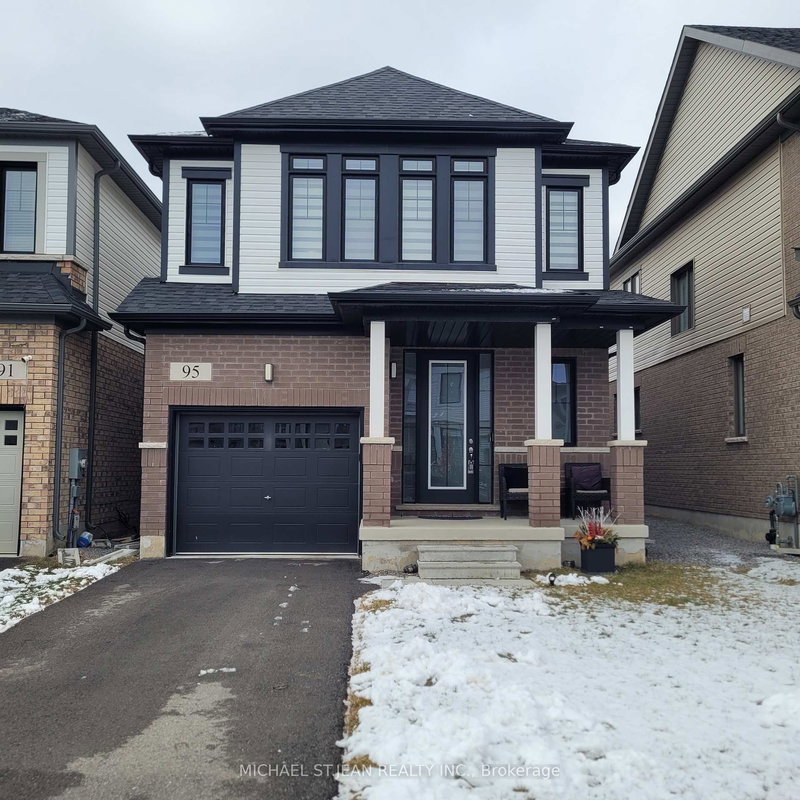 home for lease on 95 Fairey Crescent