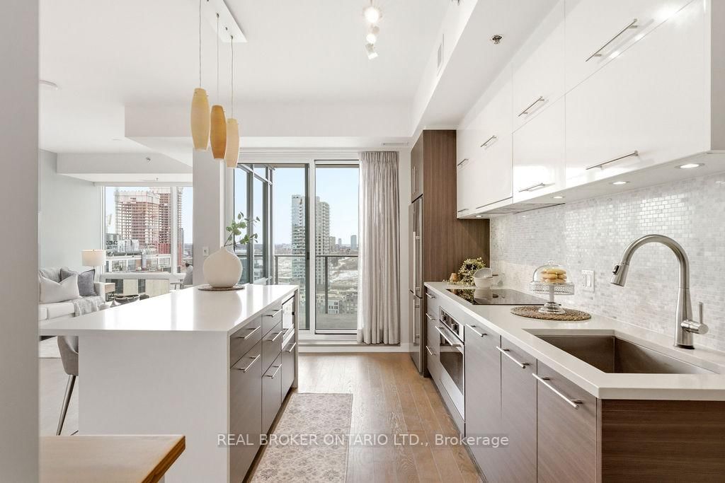 428 Sparks Street, Unit 1403 - Photo 5