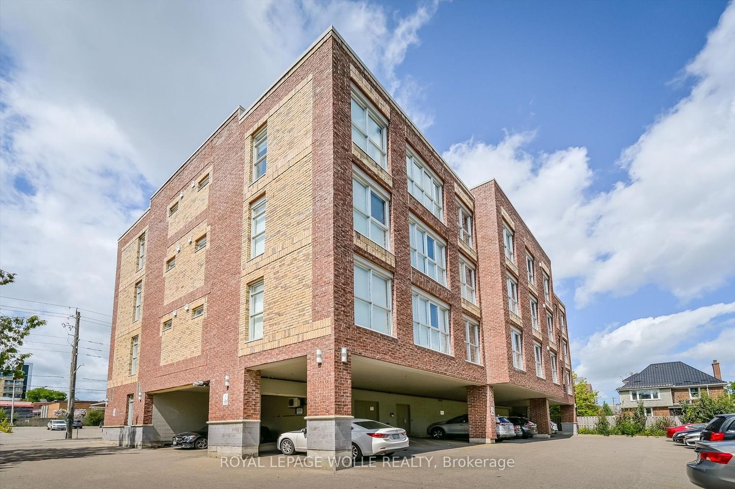 36 Regina Street N, Unit 302 - Photo 34