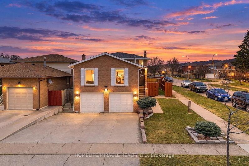 2 Envoy Blvd, Hamilton, L8G 4N1 | Image 2