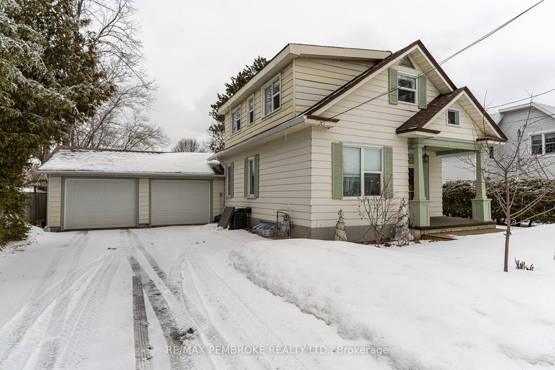 563 Perth St, Pembroke, K8A 6B7 | Image 2