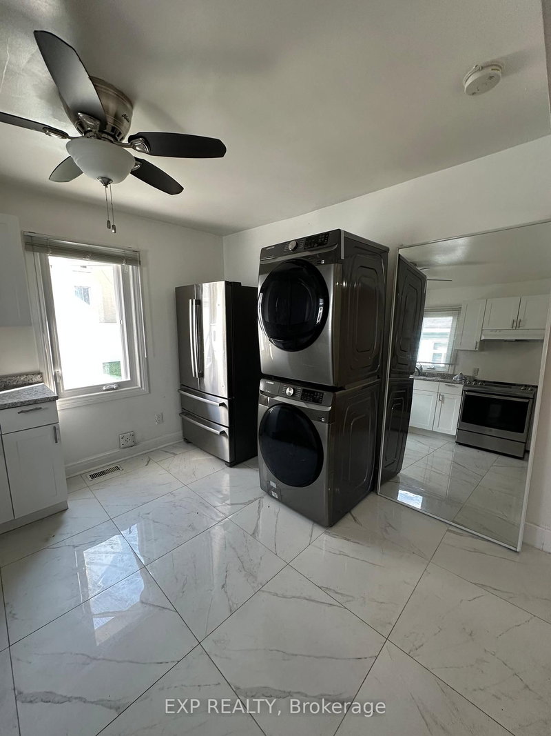 Main - 304 Frontenac Ave S, Ottawa, K1L 6K9 | Image 3