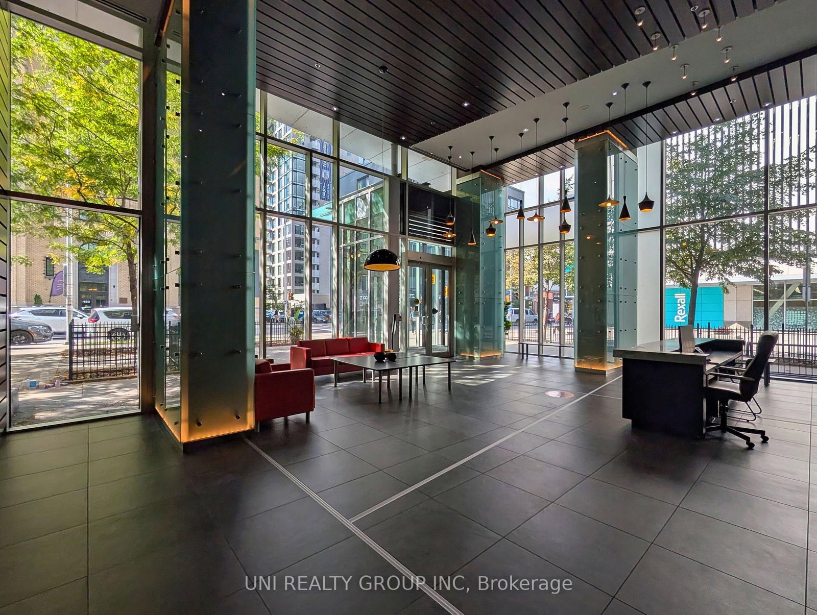 179 Metcalfe Street, Unit 1008 - Photo 5