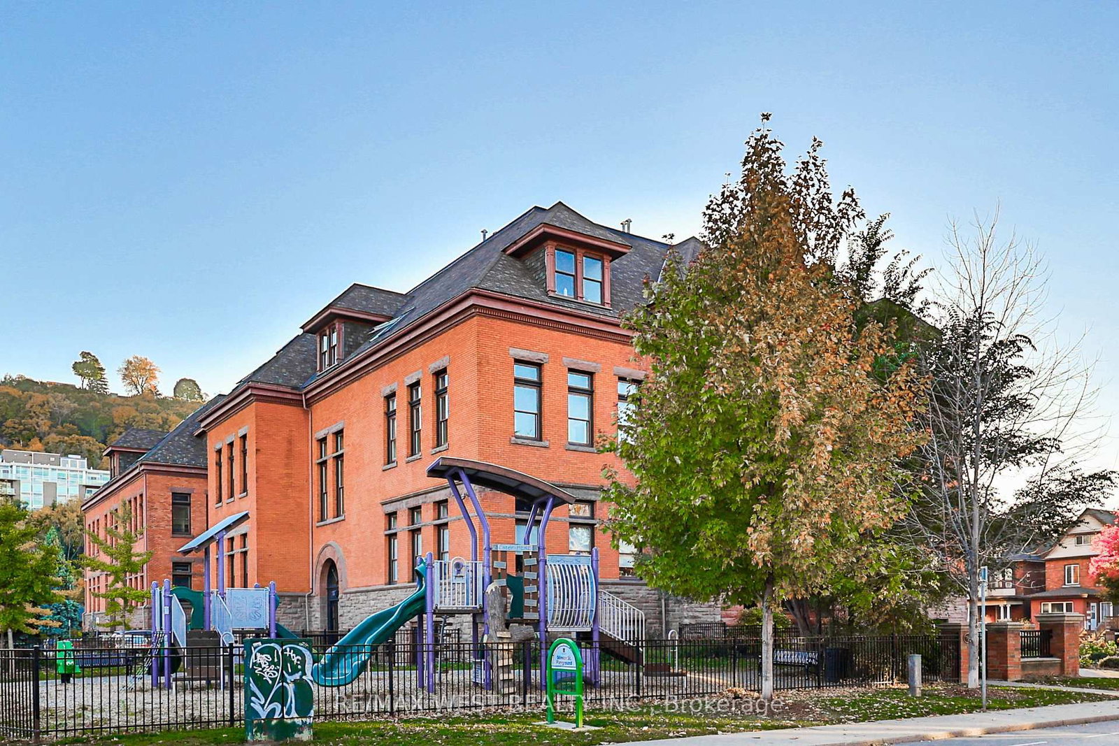 200 Stinson Street, Unit 318 - Photo 34