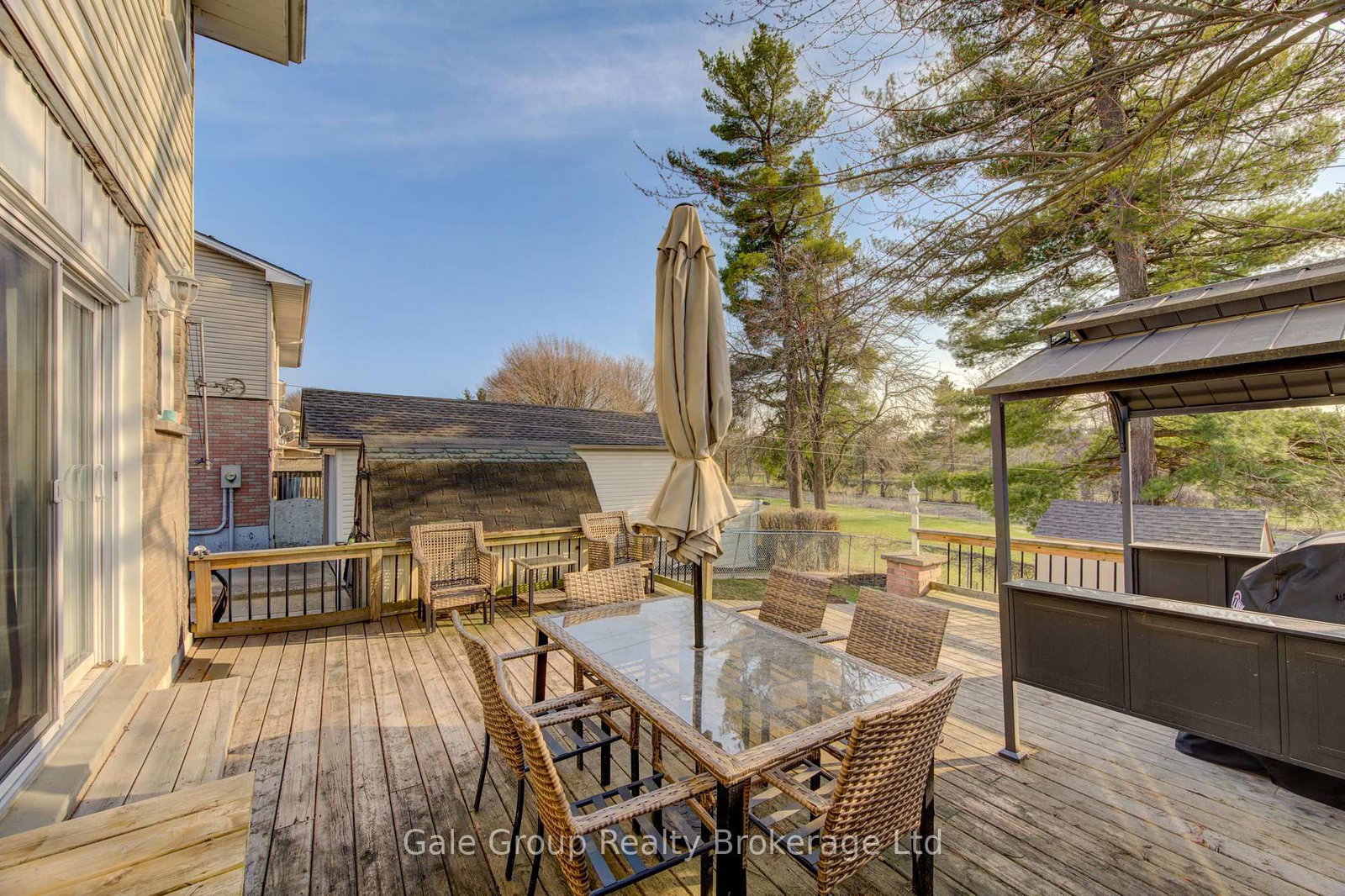 400 Odlum Drive - Photo 24