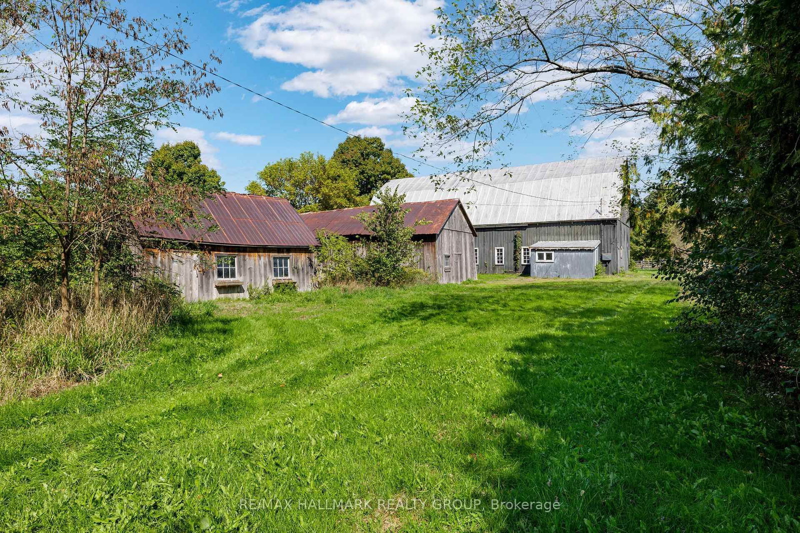 30 Ballycanoe Road • Front of Yonge, ON photo 39