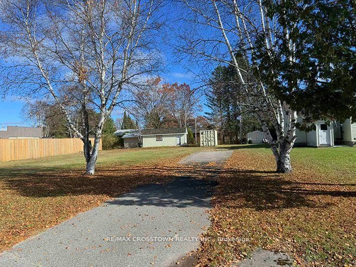 home for sale on 8 Cedar Court