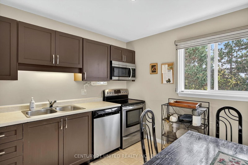 303 - 2020 Mapleridge Dr, Peterborough, K9K 1W2 | Image 3