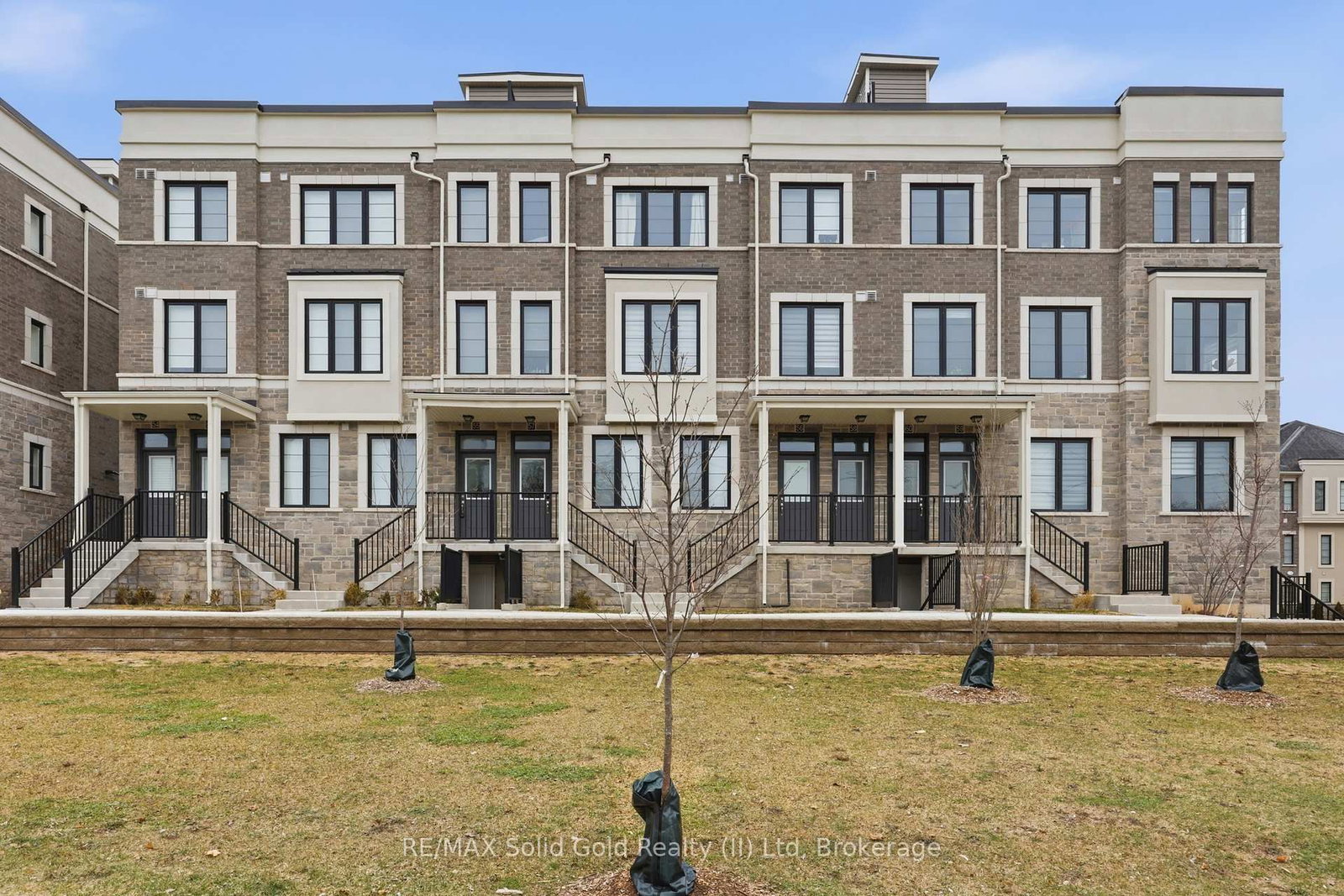 383 Dundas Street E, Unit 58 - Photo 2